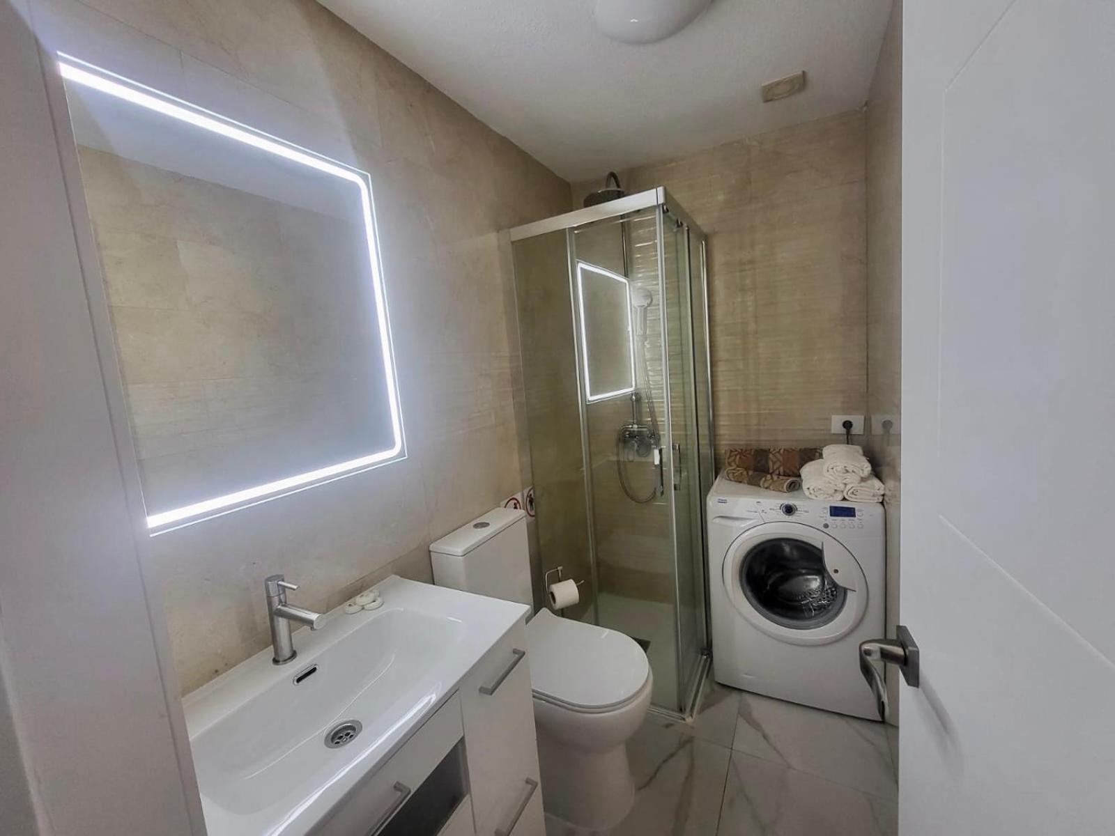 2 Bedrooms Flat 50 Mts Away From Las Canteras Beach Las Palmas de Gran Canaria Esterno foto