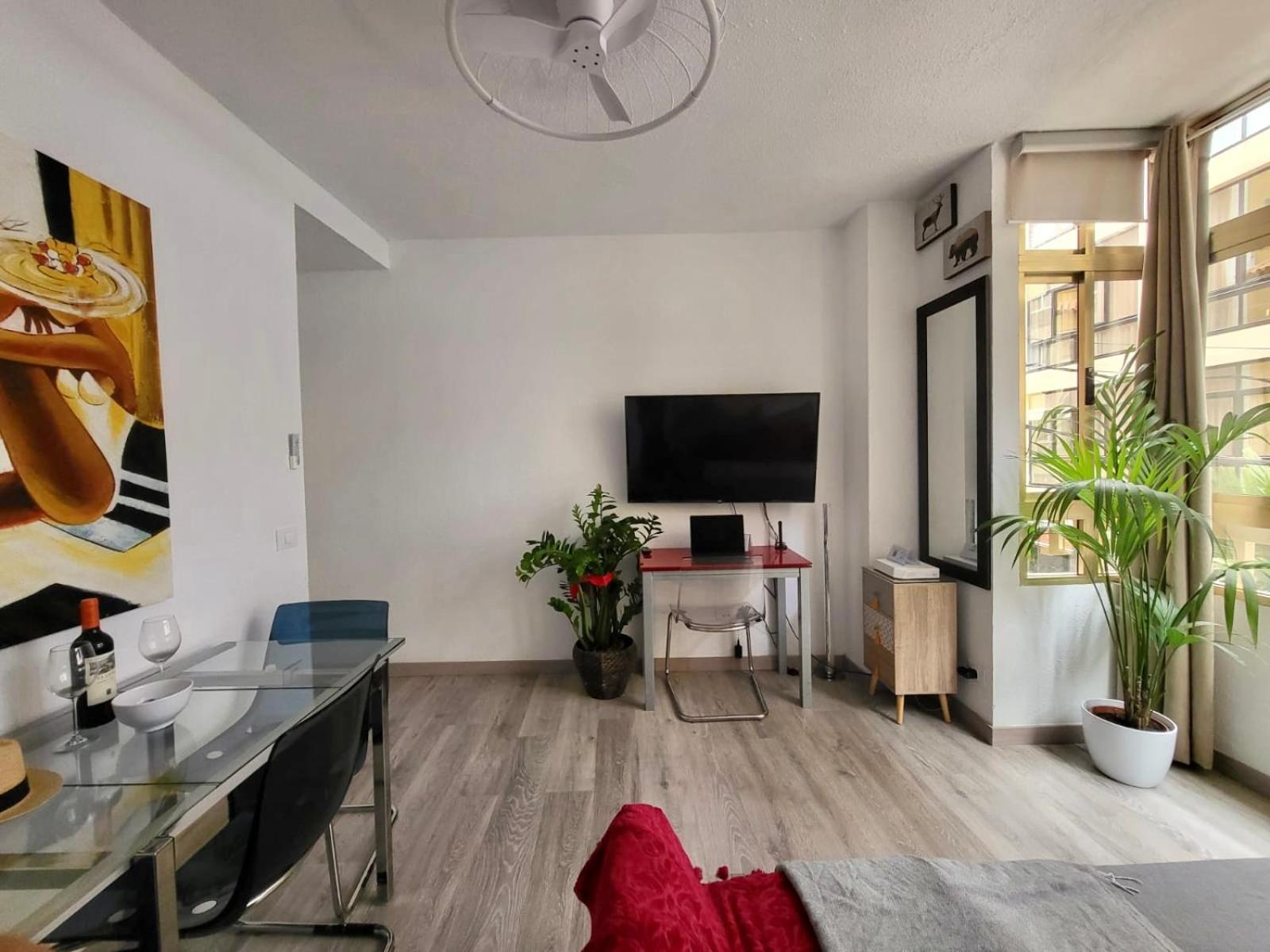 2 Bedrooms Flat 50 Mts Away From Las Canteras Beach Las Palmas de Gran Canaria Esterno foto